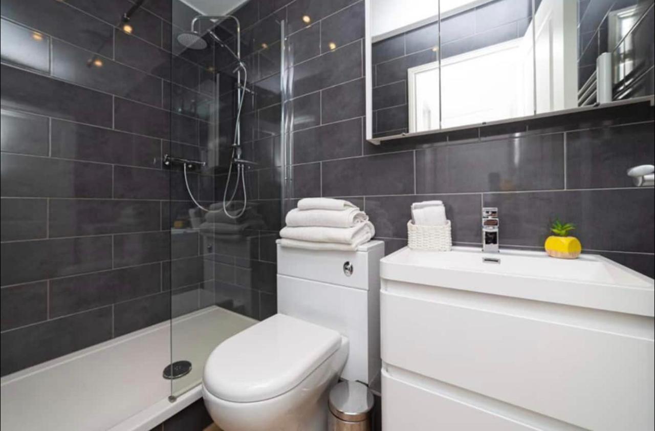 Beautiful 1Bd Apartment On The King'S Road Chelsea Лондон Екстер'єр фото