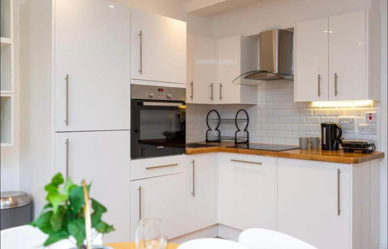 Beautiful 1Bd Apartment On The King'S Road Chelsea Лондон Екстер'єр фото