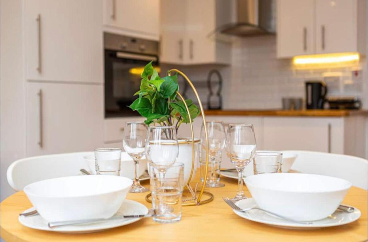 Beautiful 1Bd Apartment On The King'S Road Chelsea Лондон Екстер'єр фото